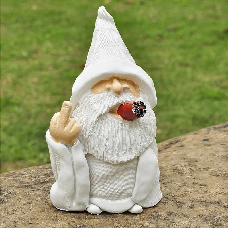 Funny Smoking Dwarf Garden Scu - Home Bargains 리뷰 및 가격
